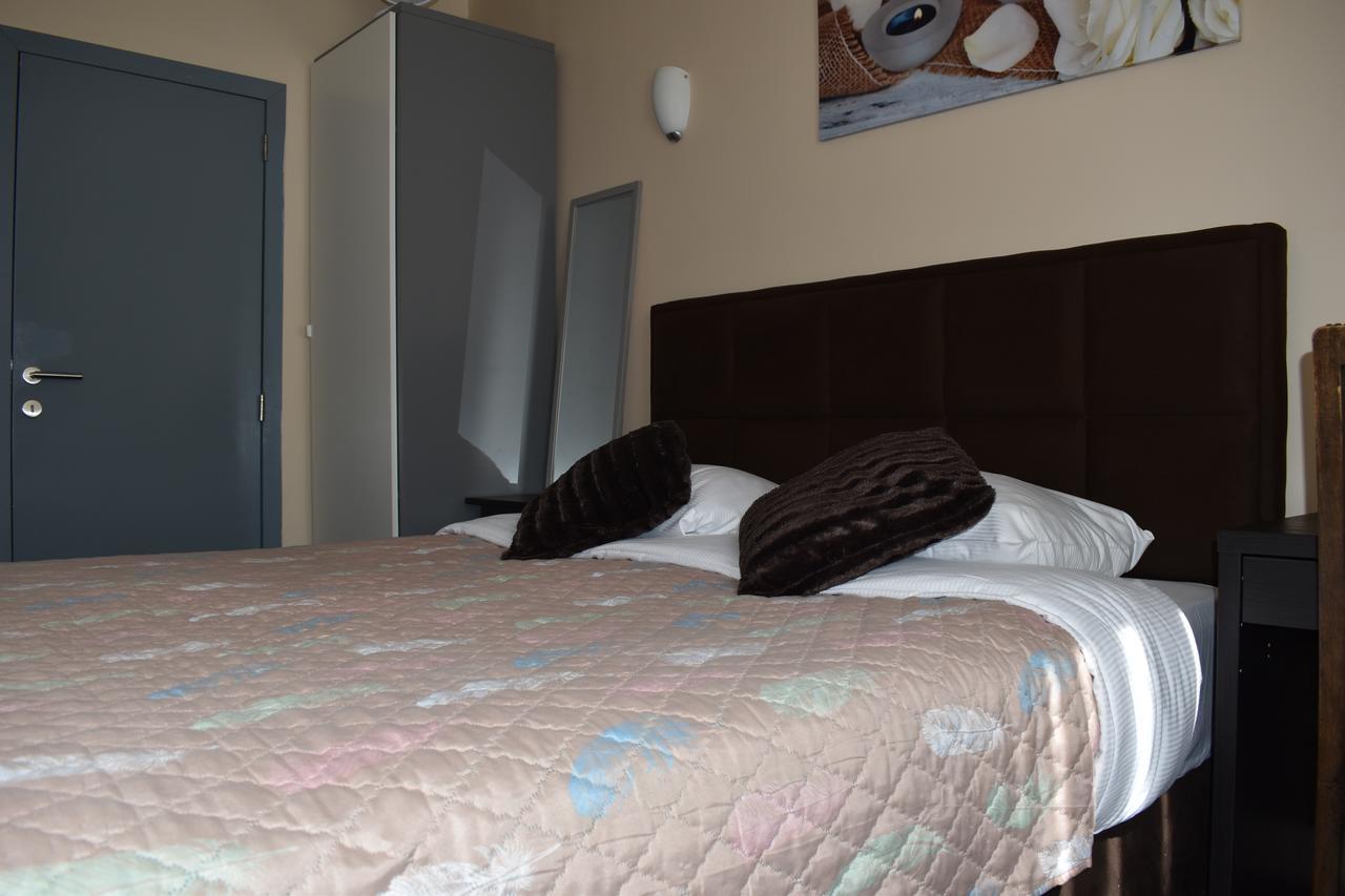 Hotel Meribel Saint-Josse-ten-Noode Ngoại thất bức ảnh