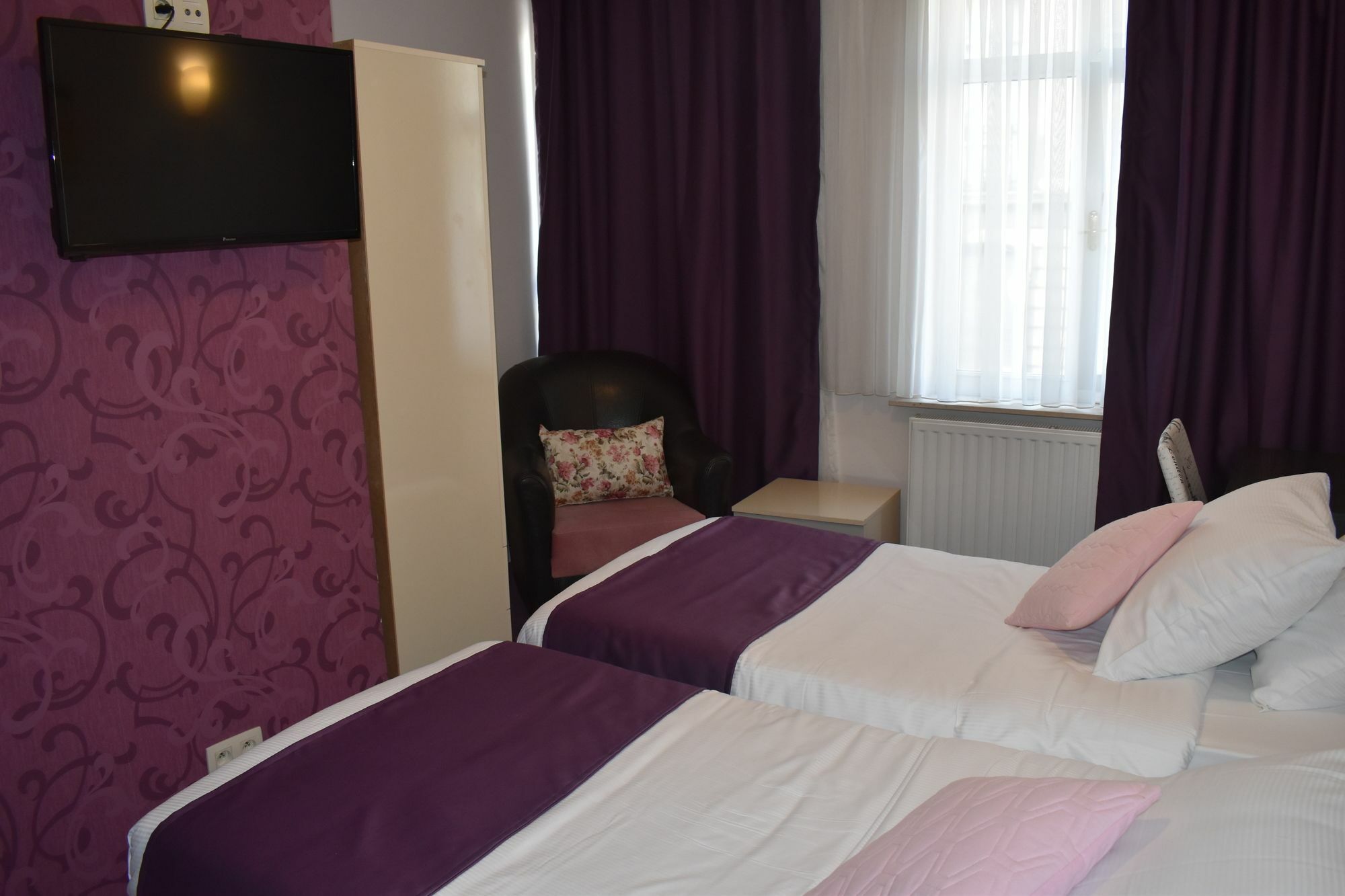 Hotel Meribel Saint-Josse-ten-Noode Ngoại thất bức ảnh