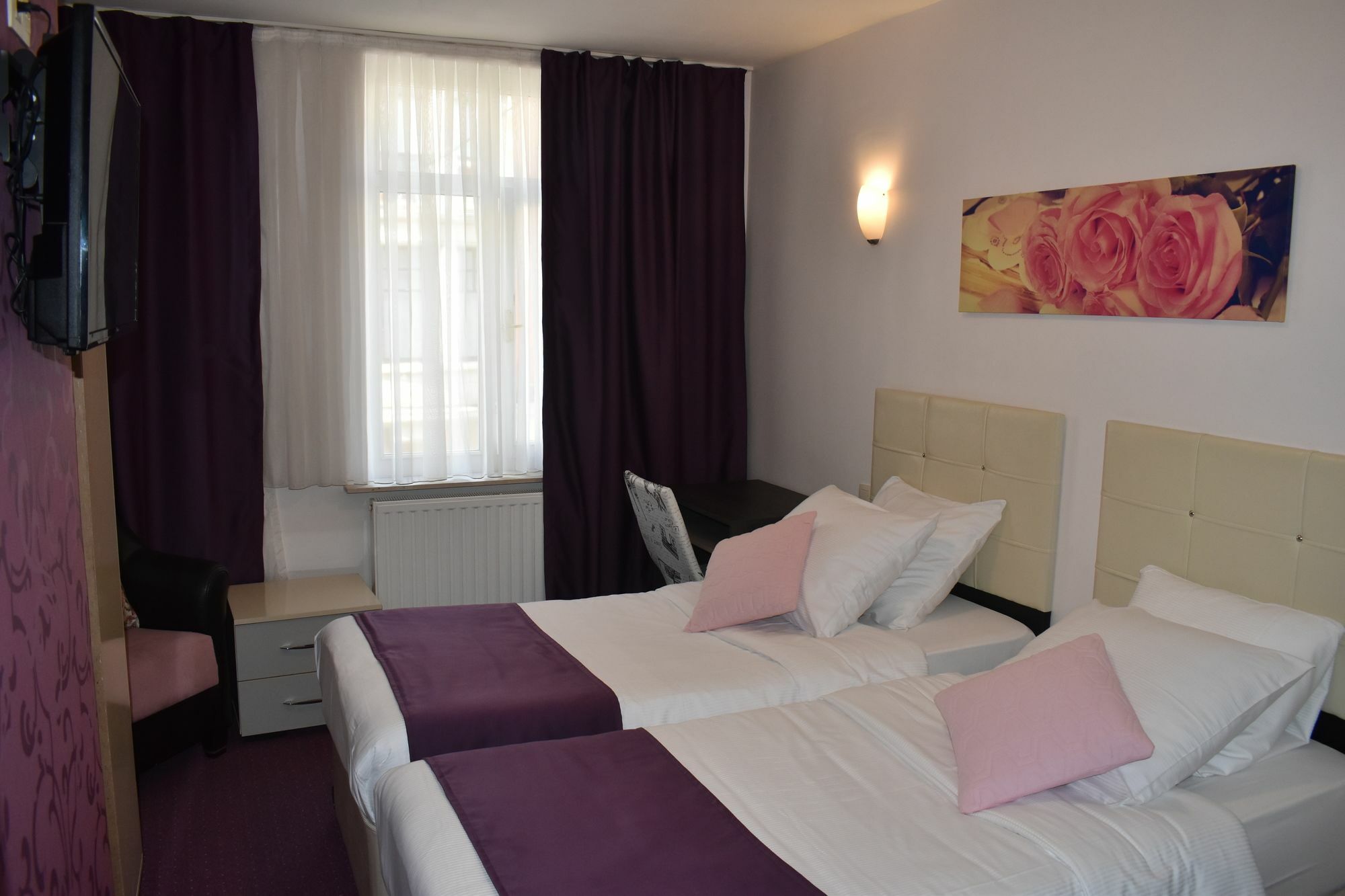 Hotel Meribel Saint-Josse-ten-Noode Ngoại thất bức ảnh