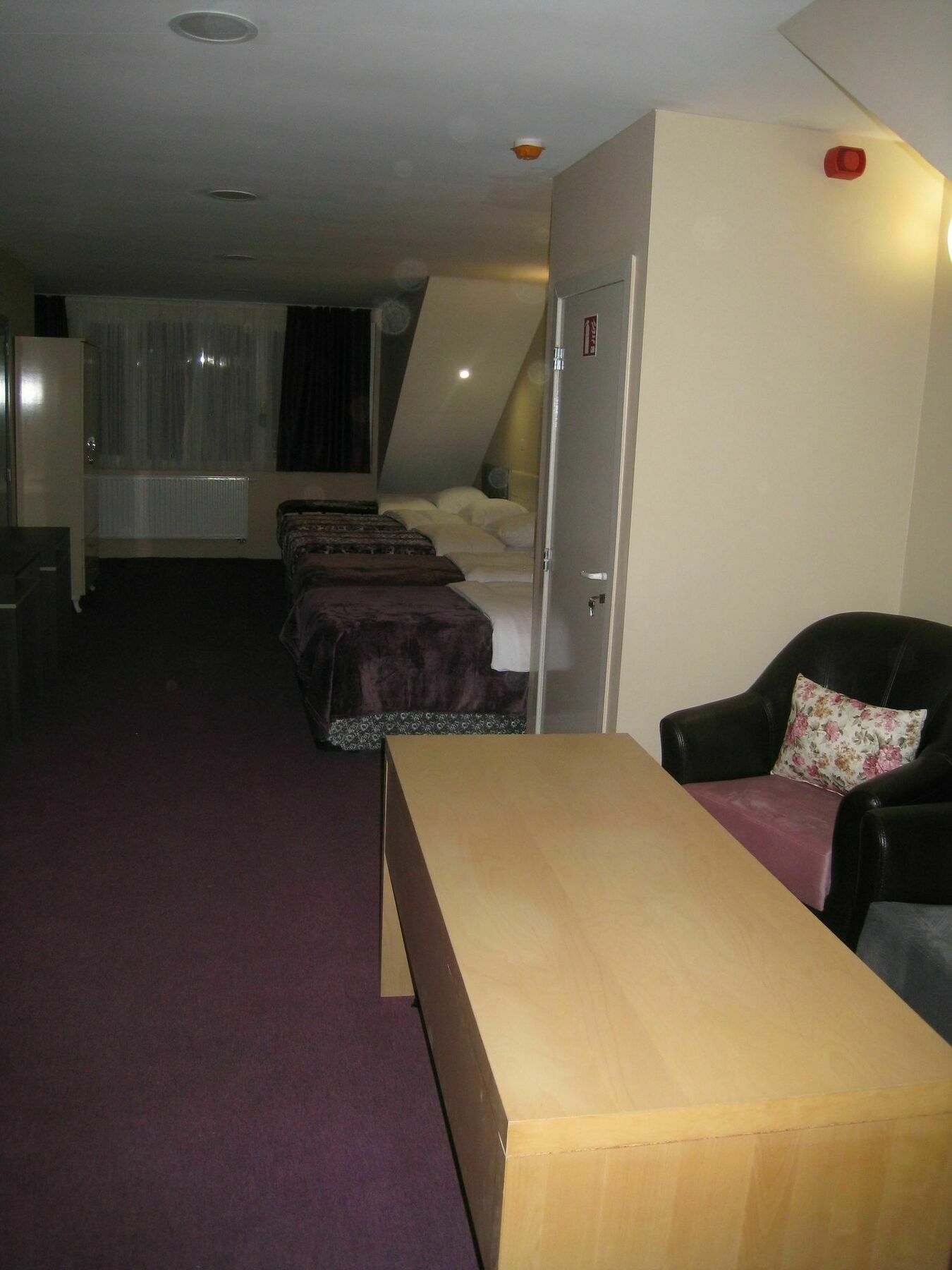 Hotel Meribel Saint-Josse-ten-Noode Ngoại thất bức ảnh