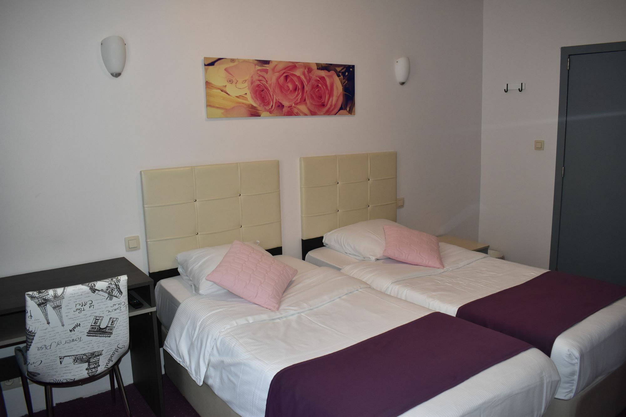 Hotel Meribel Saint-Josse-ten-Noode Ngoại thất bức ảnh
