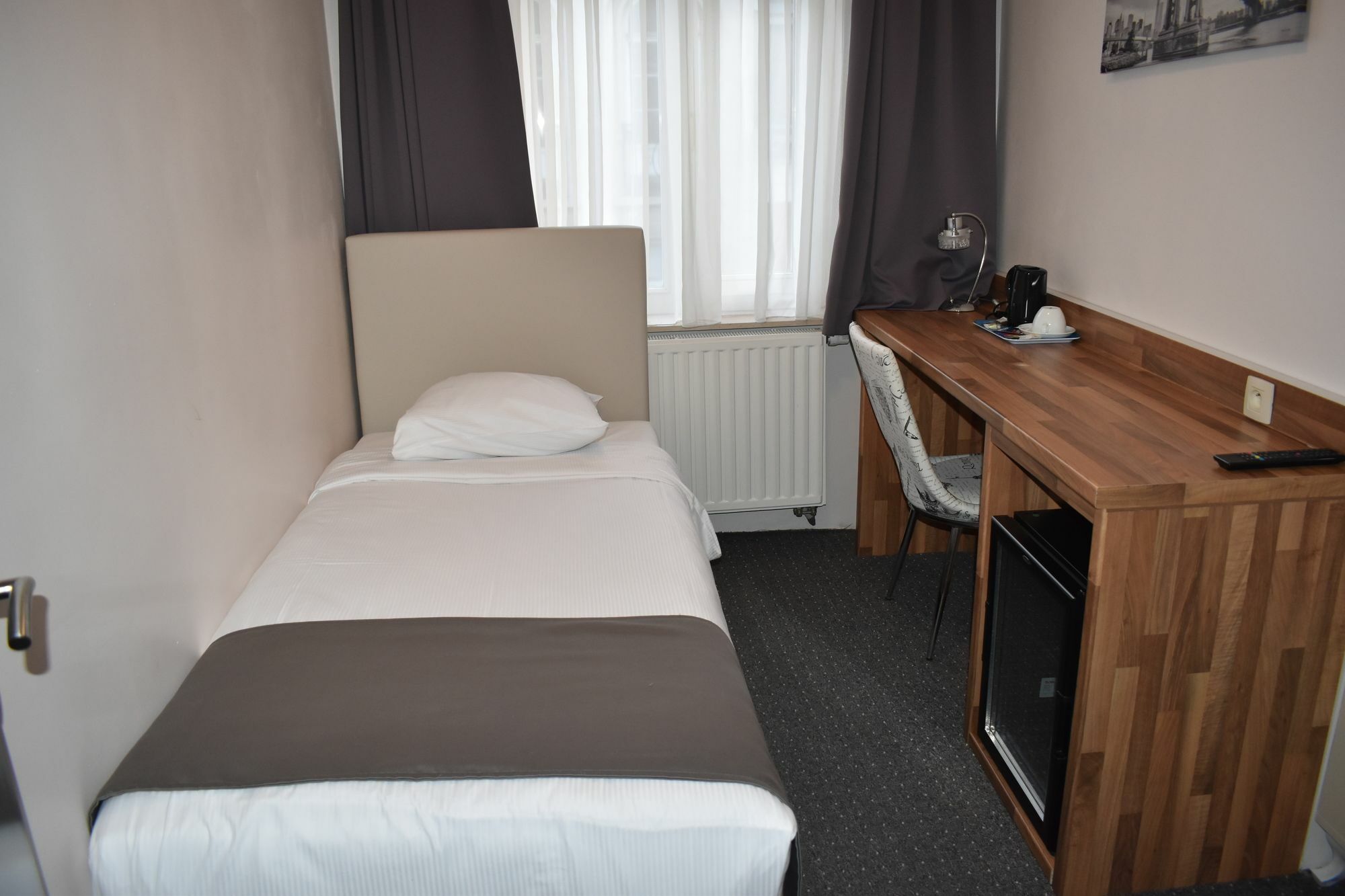Hotel Meribel Saint-Josse-ten-Noode Ngoại thất bức ảnh