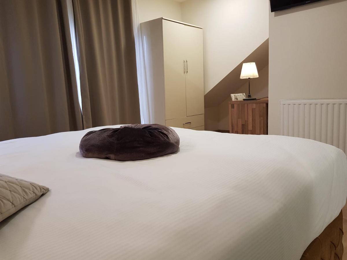 Hotel Meribel Saint-Josse-ten-Noode Ngoại thất bức ảnh