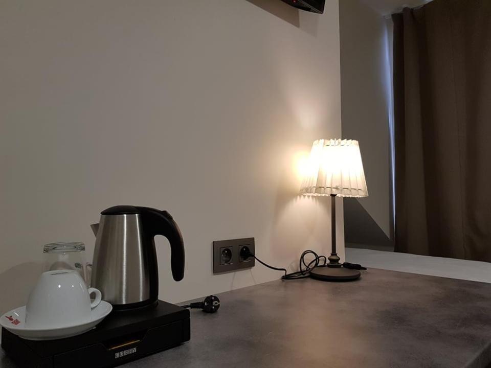 Hotel Meribel Saint-Josse-ten-Noode Ngoại thất bức ảnh